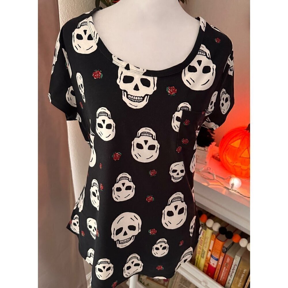 Skull & Roses Top Womens Size XXL